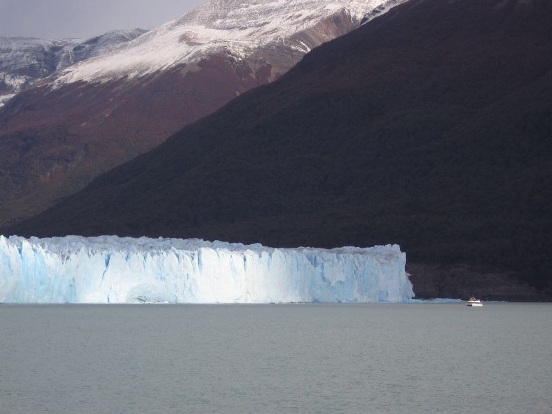 Perito Moreno glacier lake boat