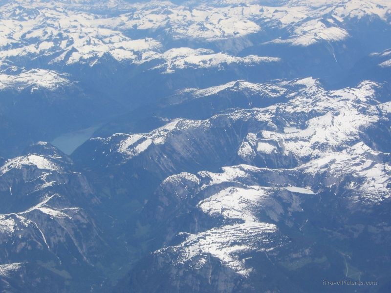 plane aerial mountain mountains
