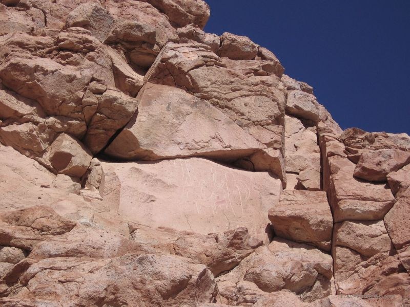 petroglyph drawing rock rocks atacama