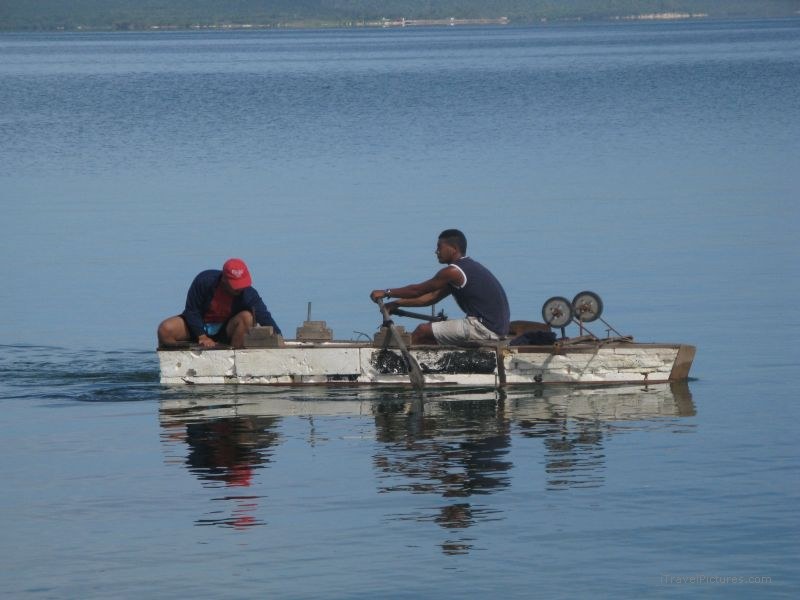Cienfuegos boat styrofoam fishing paddling