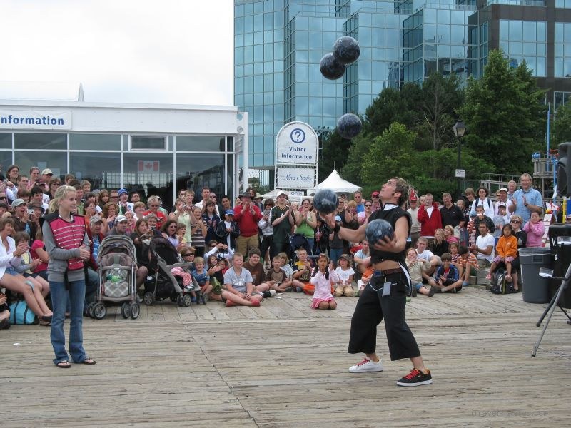 Halifax street festival juggline juggle crowd audience