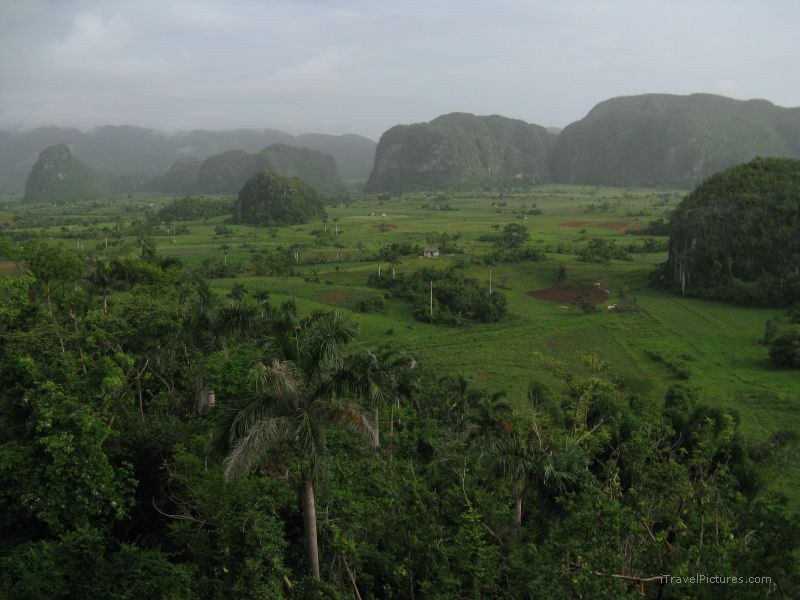 Viñales mogote viewpoint Jazmines