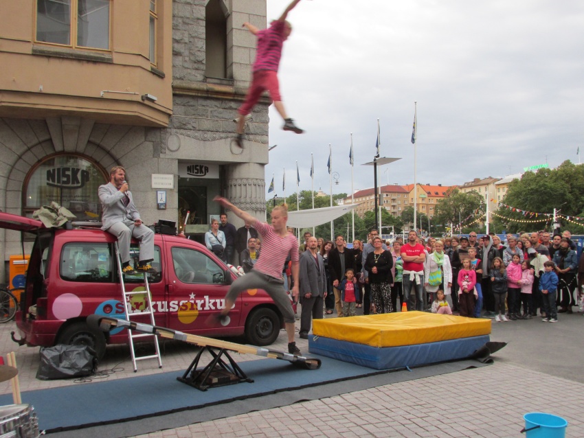 crobat street jumping jump