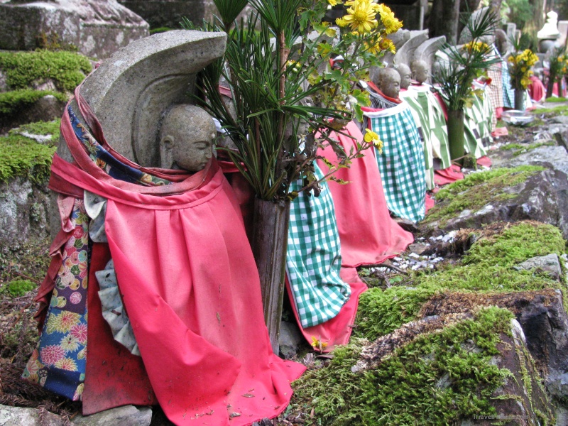 tatue stone flower flowers