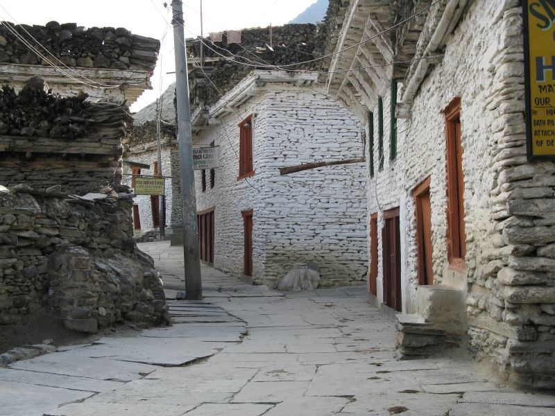 Jomsom trek street