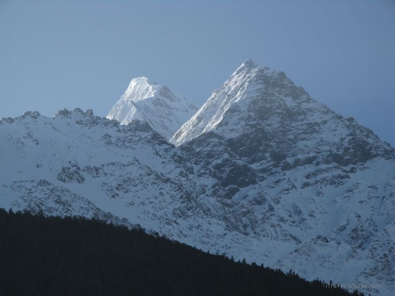 Jomsom trek mountain mountains