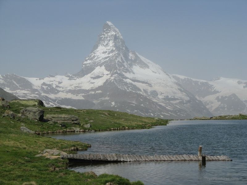  Stellisee matterhorn lake dock mountain