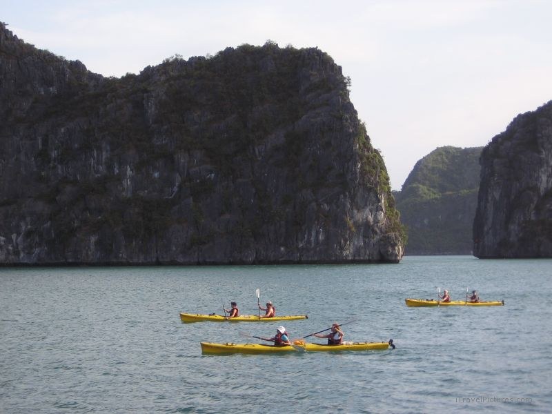 kayaks kayaking Halong Bay