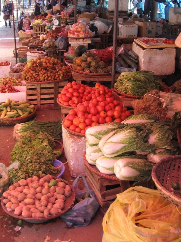 market fruit vegetable sapa