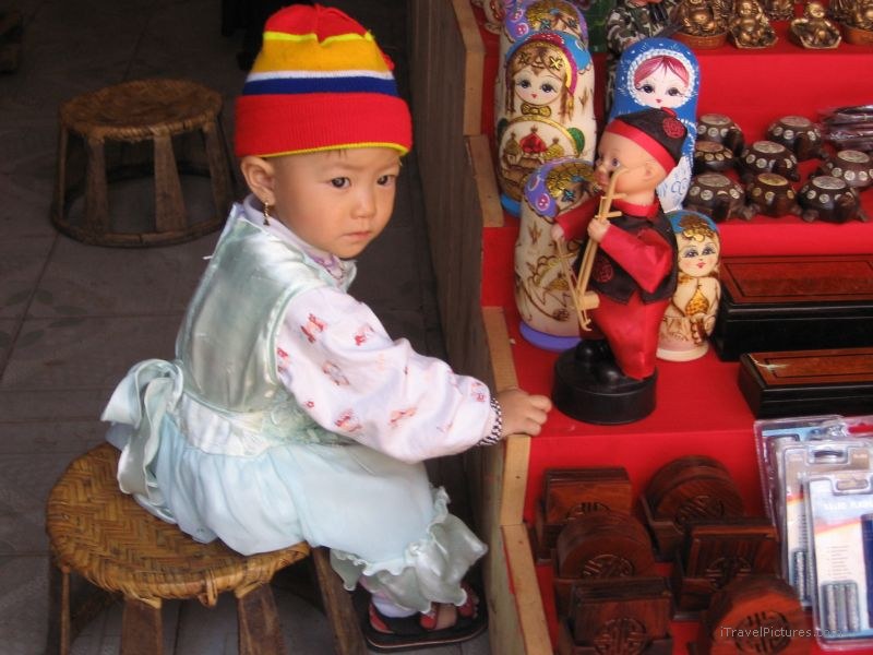 young girl store